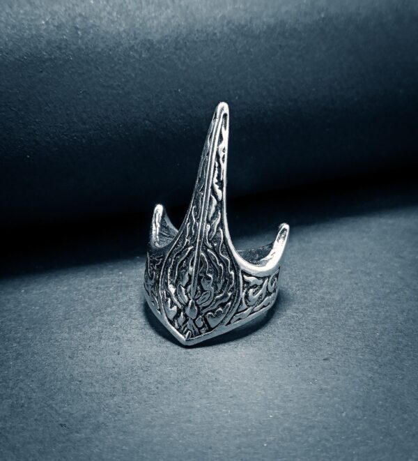 Intricate Pointy Ring - Edgy and Unique