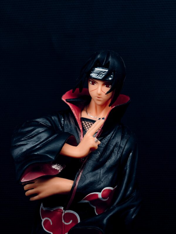 Itachi Uchiha Action Figure (22cm)