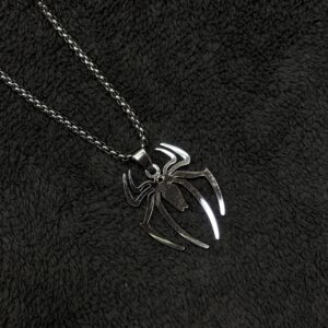 🕷️ Venomous Widow Necklace 🕷️