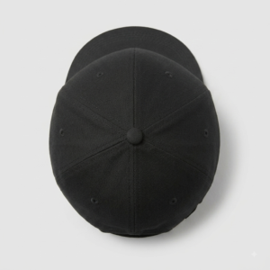 PLAIN BLACK SNAPBACK CAP